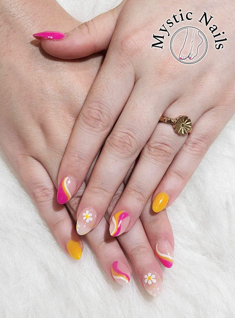 Mystic Nails 